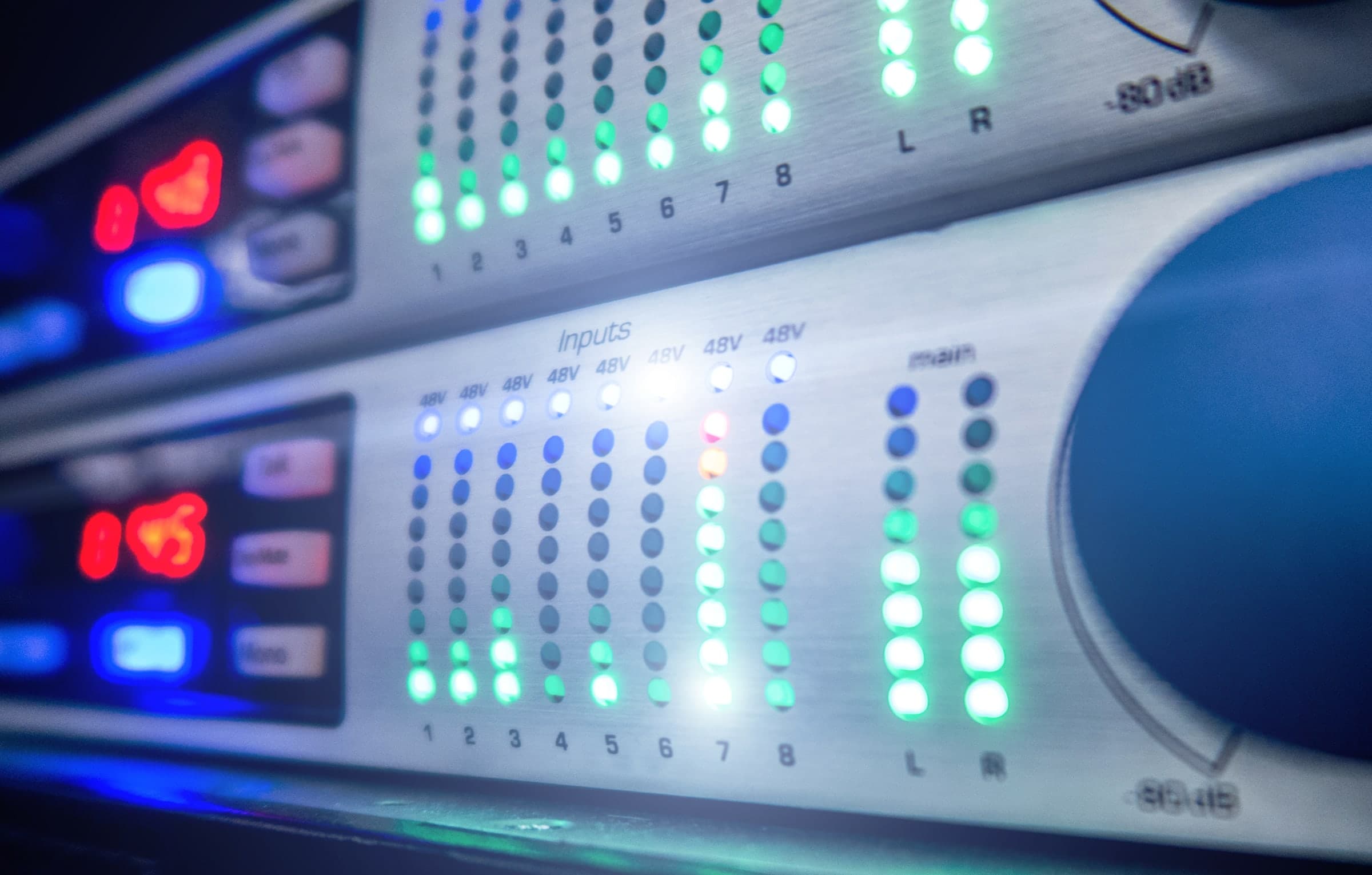 Audio DSP hardware with illuminated signal indicators